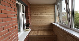 Отделка, остекление, утепление балконов в Шарыпово от 207 руб. м/2.
